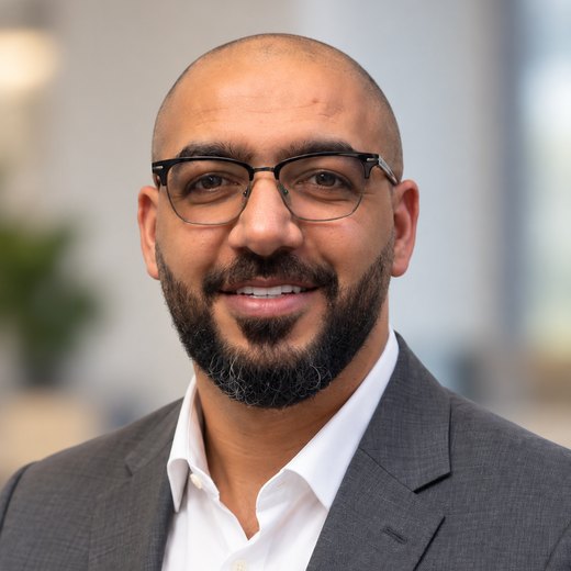 محمد محافظة، مؤسس المجتمع